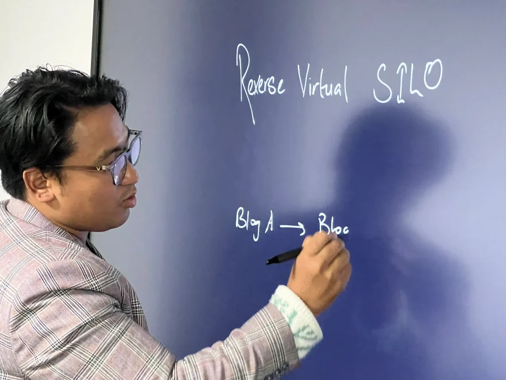 SEO Expert in Nepal, Shankar Subba teaching SEO.